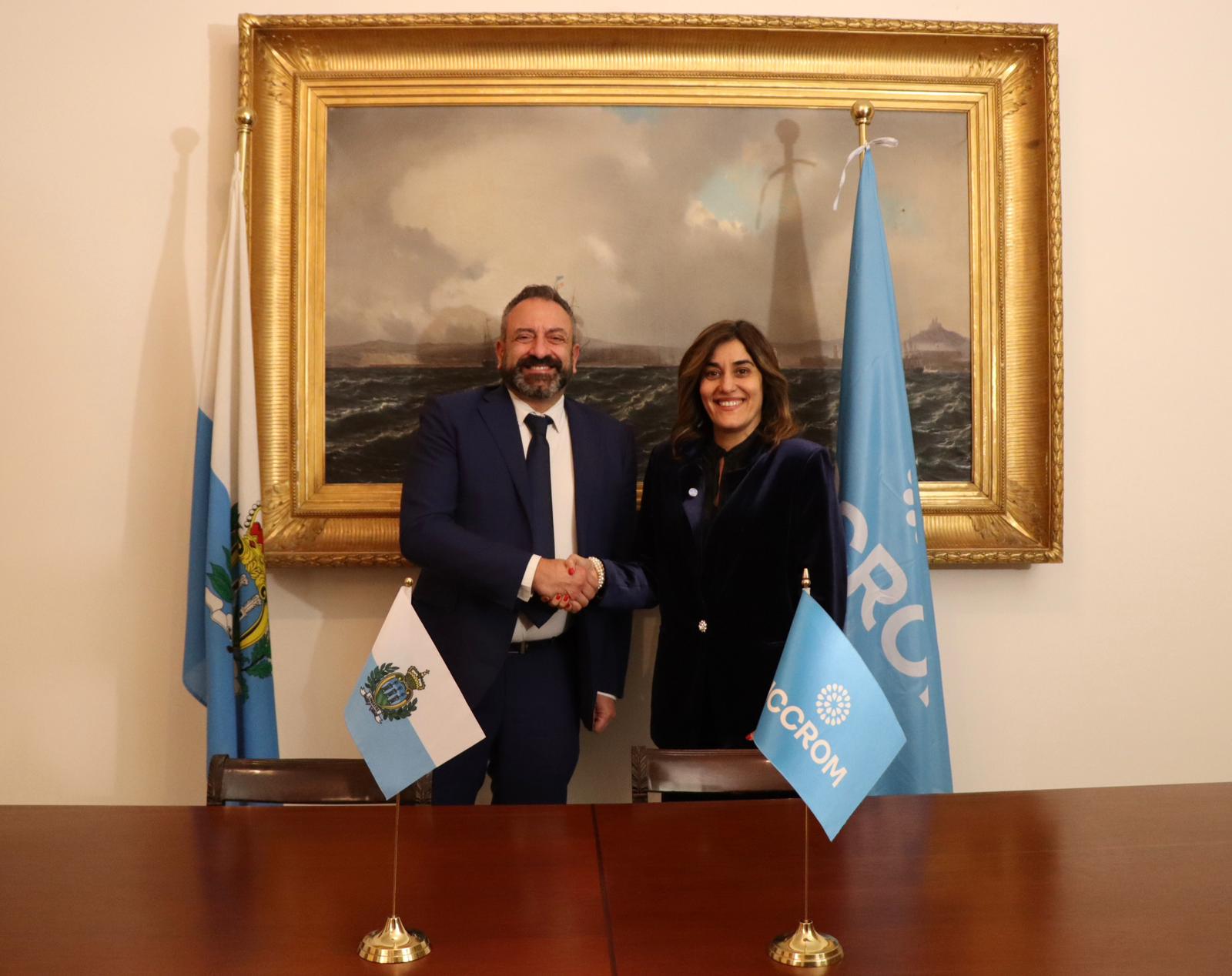 ICCROM’s Director General, Aruna Francesca Maria Gujral and H.E. Ambassador Rotondaro, at the presence of the Minister of Foreign Affairs, Political Affairs, International Economic Cooperation and Digital Transition, Luca Beccari.